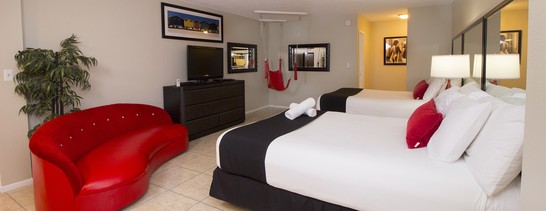 Rooftop Resort Rooms And Rates 3657